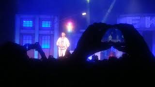Emis Killa - Mille strade live @Fabrique (MI)
