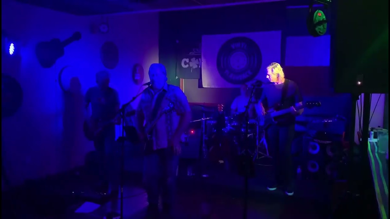 Promotional video thumbnail 3 for Vinyl Flashback