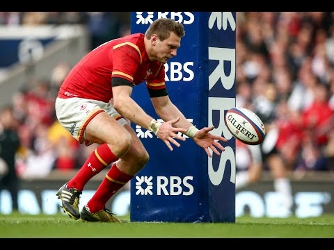 Biggar gathers block down for try under the sticks! | RBS 6 Nations