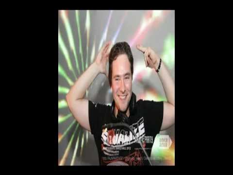 Mista Cash out ( DJ BASSLICKER MIX)