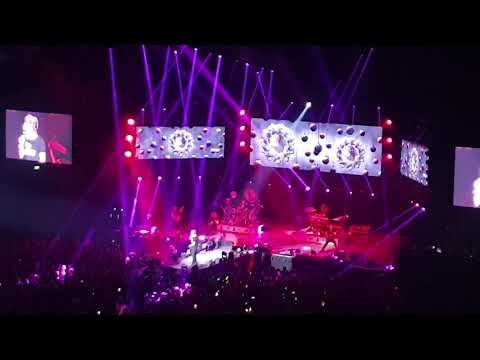 Ville Tuomi - Sydämeeni joulun teen @ Raskasta Joulua 2019, Hartwall Arena