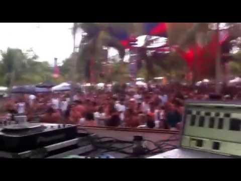 Goasia live at Universo Paralello Brazil 2012 - Space Travelers (Suntrip Records)