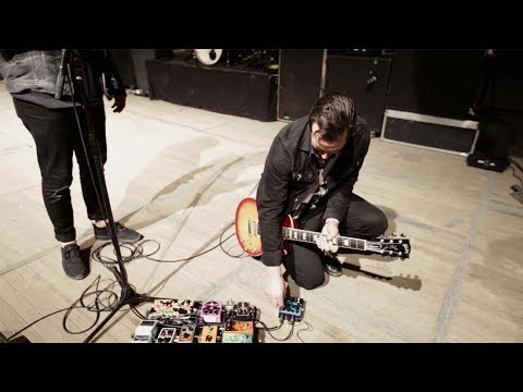 Pyramids Stereo Flanger First Impression - Gavin Caswell (Senses Fail)