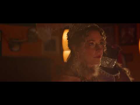 Lindsay Lou - Queen of Time (Official Music Video)