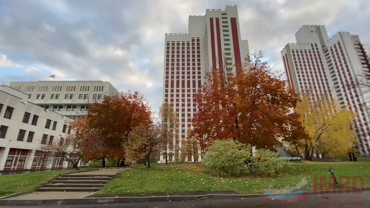 Giới thiệu - English - 2021