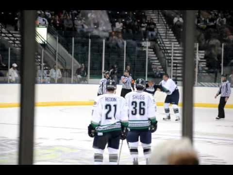 Tyson Gimblett vs. Bobby Robins