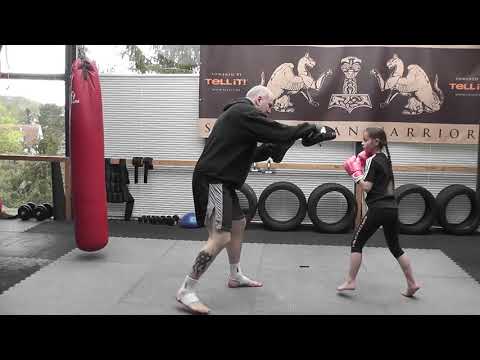 S1 Kidden 9 - Boxen an der Pratze Gerade und Haken - S1-Sports Sugambrer Fightclub