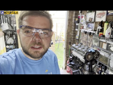 1990 Ford Orion Equipe Project Part 14 - Getting filthy stripping the ST170