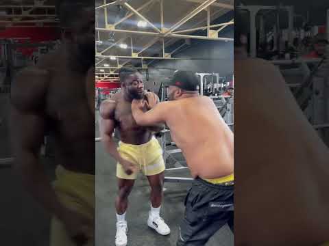 QUEENZFLIP LOSES HIS MIND ON NDO CHAMP - WHILE BEING TRAINED!! FIGHT HAPPENED