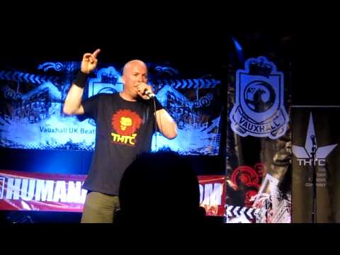 MC Zani & TYTE showcasing the UK Beatbox Finals 2010