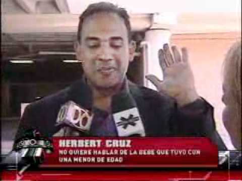 SuperXclusivo 6/28/11 - Se divoricia Herbert Cruz 2/2