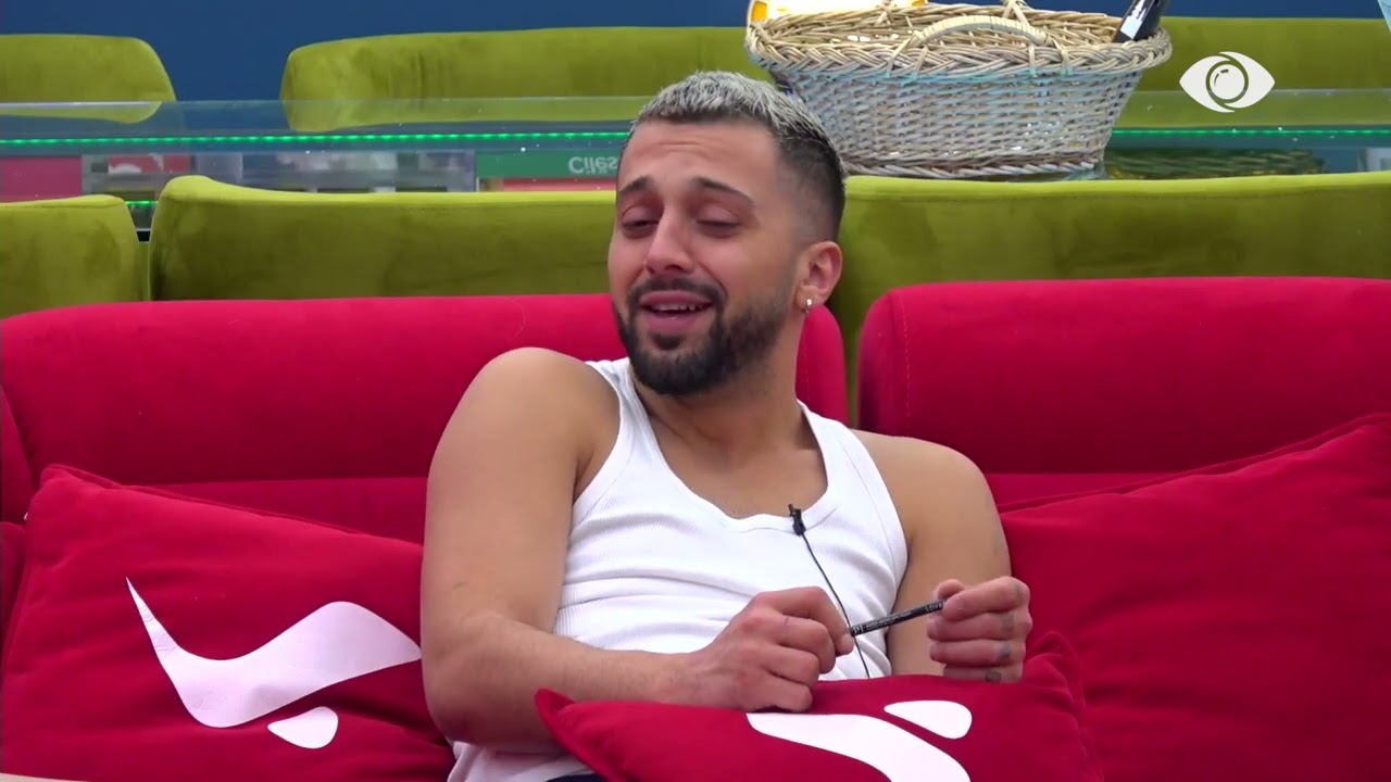 Më merr malli se.../ Egli bisedon me Gjestin