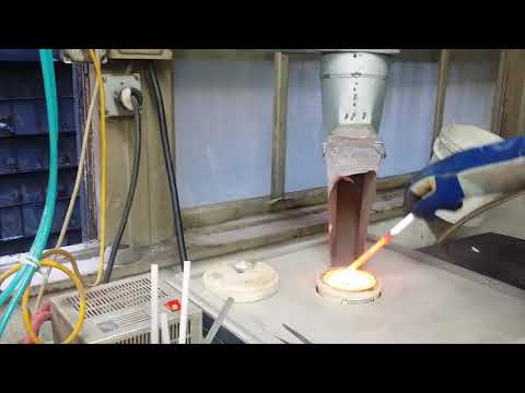 Induction Melting of 10 kg Gold with UltraMelt 10G Induction Melting Furnace