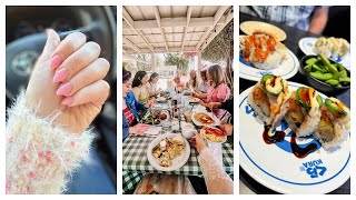 Week in My Life: The Perfect Shade of Pink & Brunch in a Vintage Farmhouse