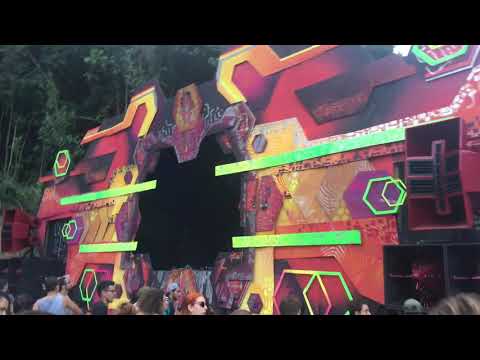 Calabi Yau #3 @ Hitech Revolution #4