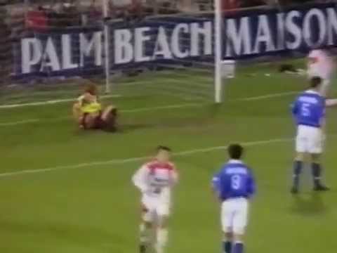 Cannes 2 - 1 Bordeaux   (11-12-1993)   Division 1