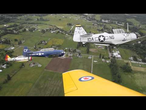 Texan, SNJ, Harvard 4 ship formation
