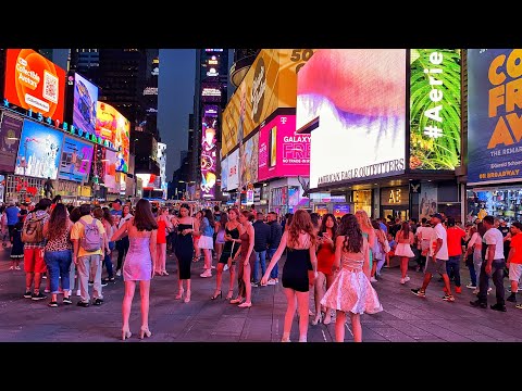 , title : 'NYC LIVE Times Square, Bryant Park & Midtown Manhattan on Sunday (July 10, 2022)'