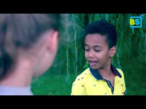 Kdo je zloděj? - YouTube Video