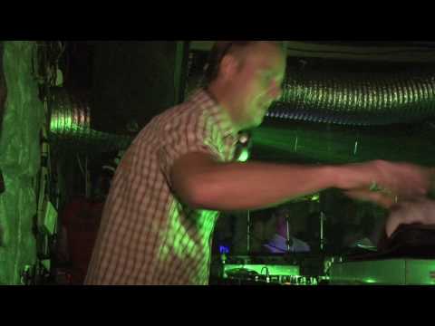 Richard Durand - Tiger's Apology (Offical Music Video)