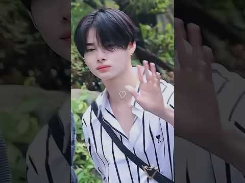 Niki runway on the way to music bank 🚶🏻🚶🏻 #enhypen #niki