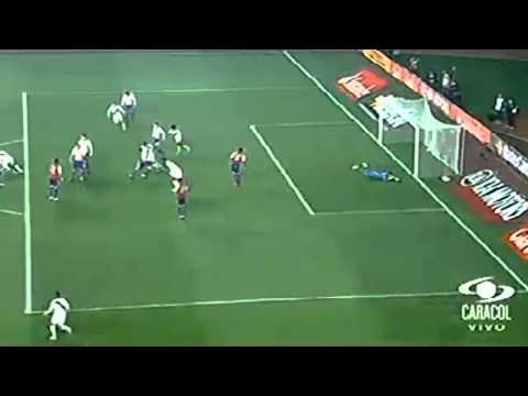 Peru vs Paraguay 1 - 0 Gol de Andre Carrilo Copa America 2015