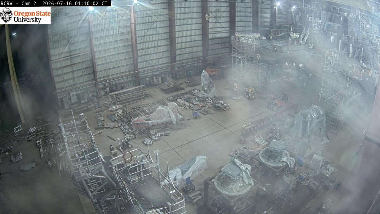 Live webcam view of Research Vessel Shipyard Hall