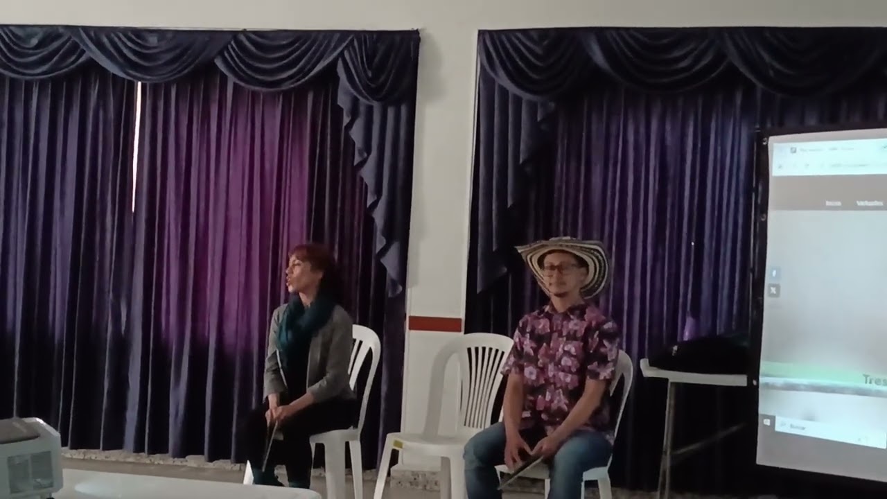 Valentino Ramos y Jenny Andrea Torres - Lectura de sus composiciones en libro álbum