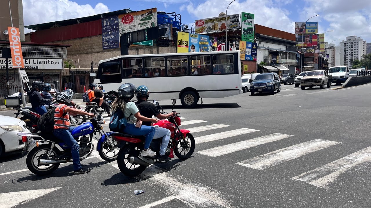 Venezuela 🇻🇪 Luis Elvis Oficial  está en vivo