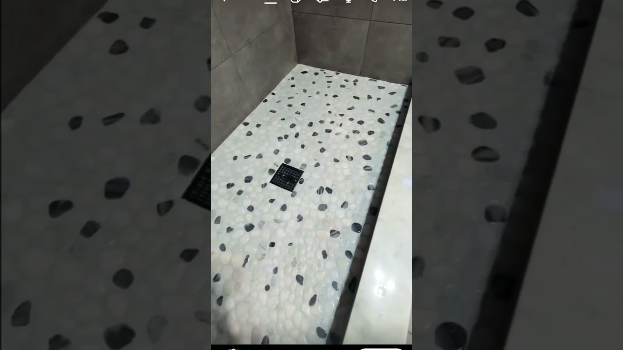 pisos en piedra para ducha