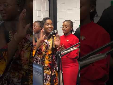 SPONTANEOUS KIKUYU WORSHIP SESSION BY (KAMUTI-INI PRAISE & WORSHIP TEAM) AT GUKENA FM