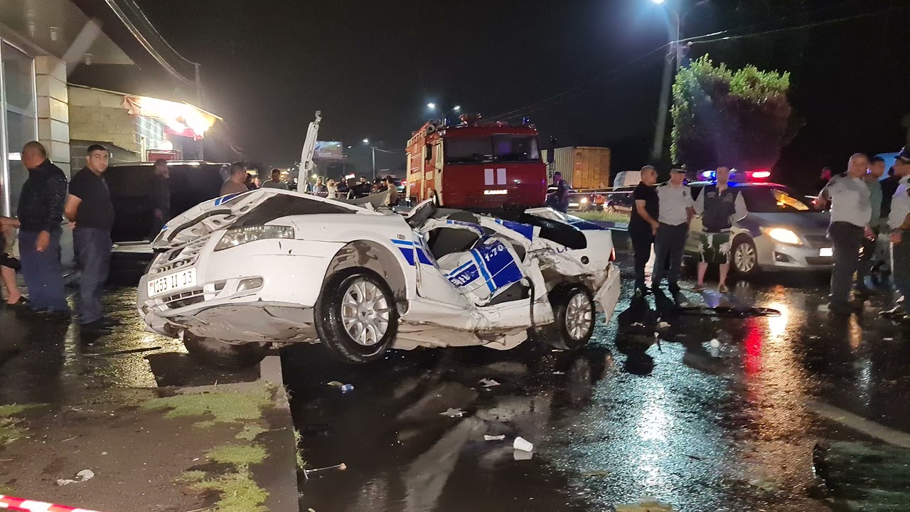 Արմավիր-Երևան ավտոճանապարհին ավտովթարի զոհ է դարձել երեք մարդ, այդ թվում ոստիկանության աշխատակիցներ