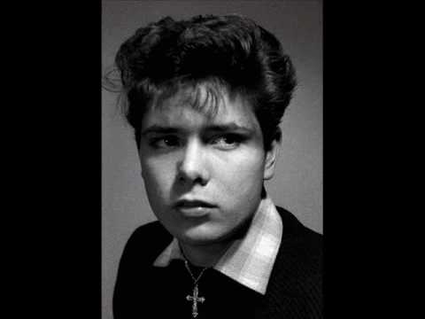 Cliff Richard - Thinking of our Love.wmv