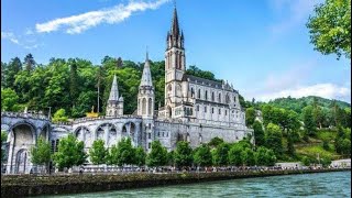 Visitando el Santuario de Lourdes