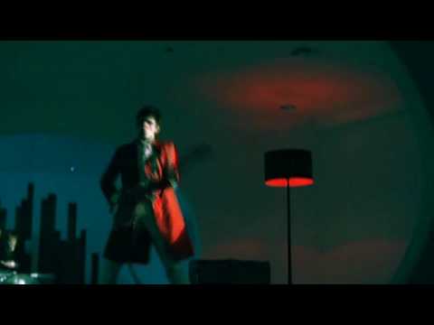 Muse vs Britney Spears - Super Massive Black Something (mashup)