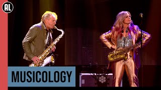 Hans Dulfer &amp; Candy Dulfer - Musicology | Matthijs Gaat Door In Concert