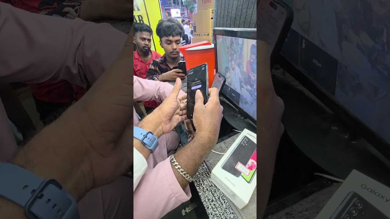 SAMSUNG GALAXY A52 S  5G MOBAIL  8+128GB  BOX AVAILABLE RS 7500. PH 8056161371