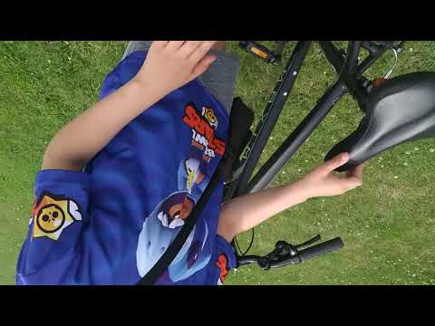 Dawid i jego zajebisty rower.