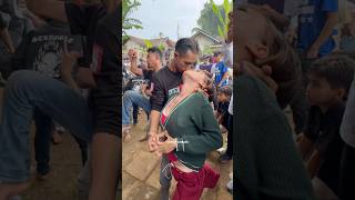 Download lagu Berhasil 😱 kesurupan cewek cantik sampe disembuhkan mp3