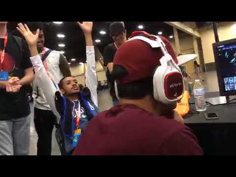 EVO 2018. Injustice 2. Hero Stain (Cyborg)  Vs. bc_Biohazard (Harley Quinn) Top 8 qualifier