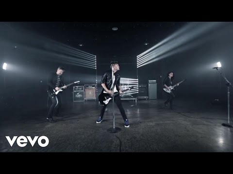 Stellar Kart - Criminals And Kings