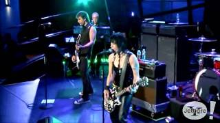 Joan Jett - ACDC / Everyday People  ( Live )