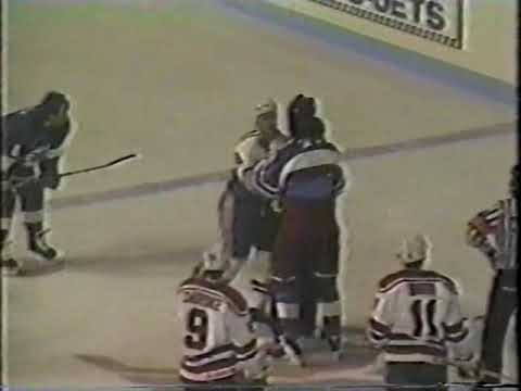 Bill Guerin vs Mark Osborne - Feb 21, 1992