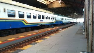 preview picture of video 'KA Sancaka pagi dari Surabaya memasuki Stasiun Madiun'