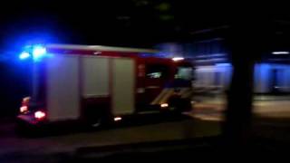 preview picture of video 'Uitruk Brandweer Cromstrijen post Klaaswaal Prio 1'
