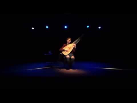 Robert de Visée: Prélude & Muzette en Rondeau (théorbe) by Daniel Zapico [LIVE]