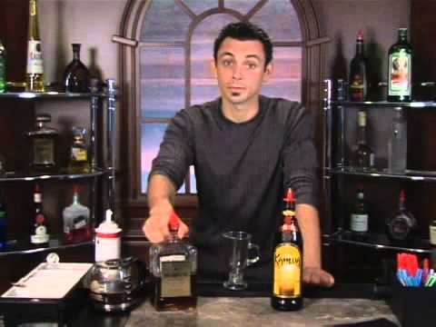 How to Make the Café Amaretto II Mixed Drink