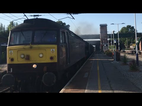47802 hauling 45690 ‘Leander’ and 46115 ‘Scots Guardsman’ past leyland heading to Crewe