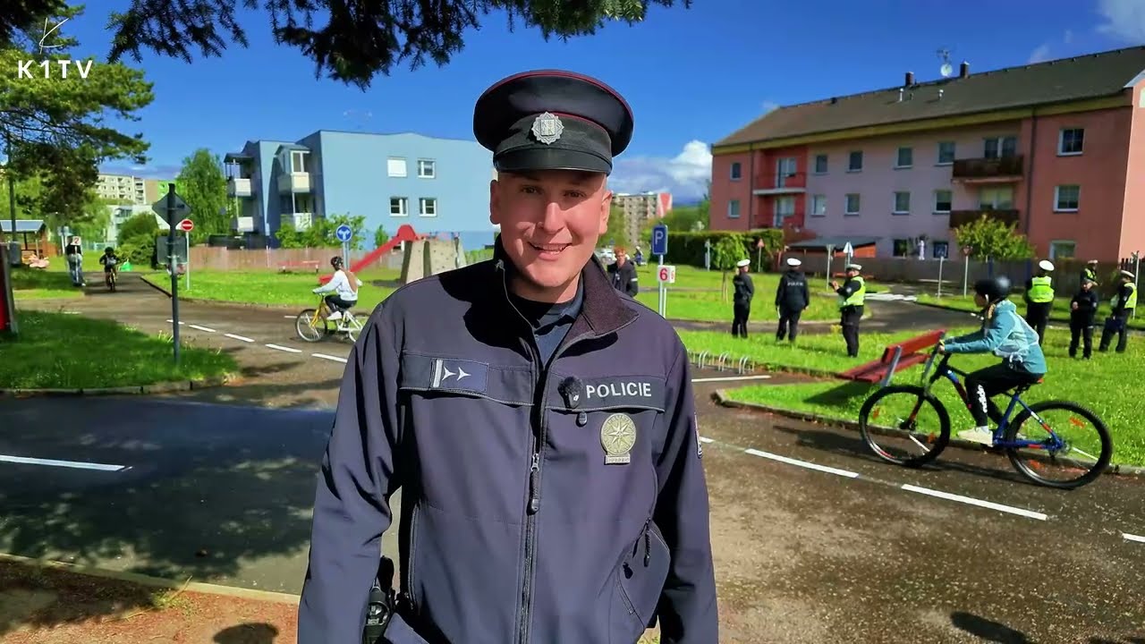 Mladí cyklisté v Sokolově soutěžili kdo nejlépe ovládne dopravní hřiště i teorii 🚴🙂👮