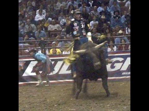 Clint Branger vs Twister - 98 PBR Anaheim (88 pts)